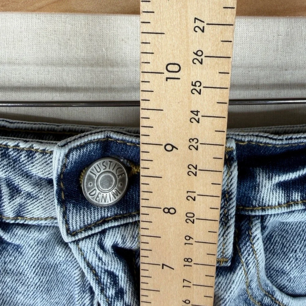 Justice Girls Distressed Shorts size 10 Light Blue‎ Wash